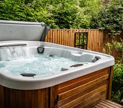 Ironbridge Hot Tub Retreat, Ironbridge