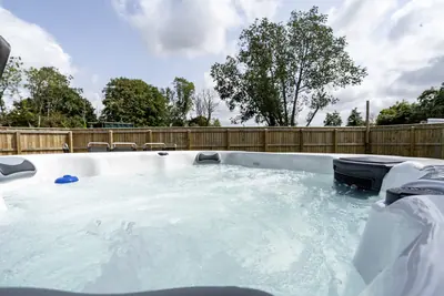 Devon Hot Tub Retreat photo 2